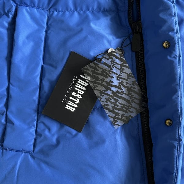 decoded-arch-puffer-black-blue-5