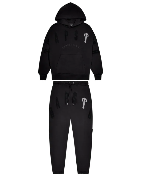 irongate-arch-chenille-2-0-tracksuit-blackout